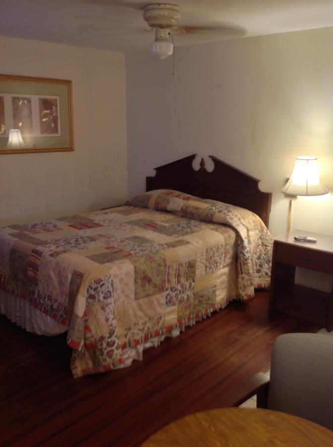 Gaard Motel Foxborough Dış mekan fotoğraf